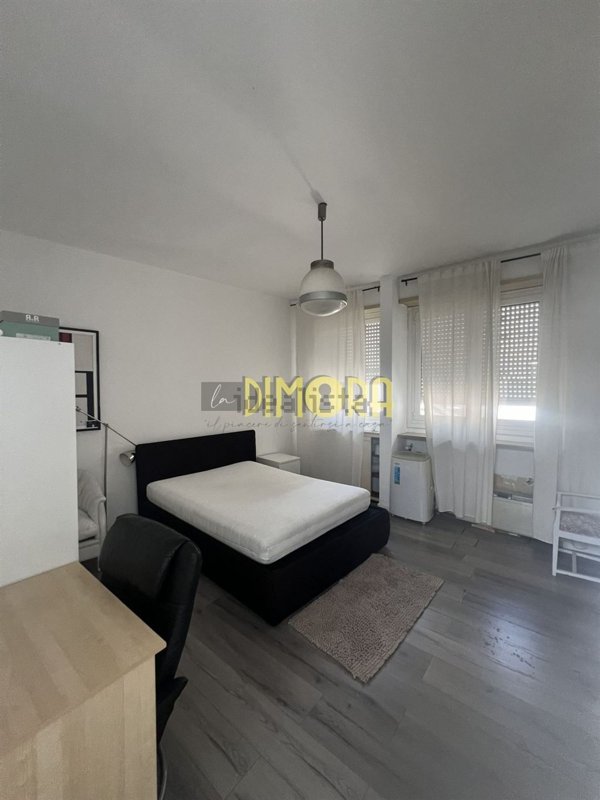 appartamento in vendita a Milano in zona XXII Marzo