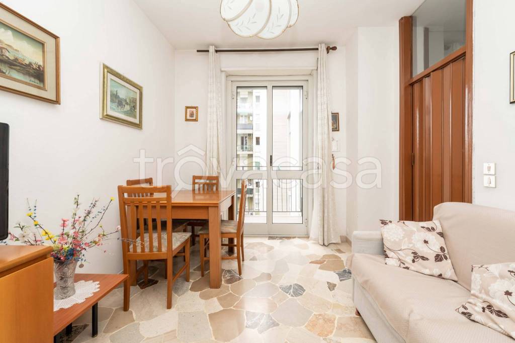 appartamento in vendita a Milano in zona Bovisa