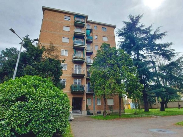 appartamento in vendita a Milano in zona Restocco Maroni