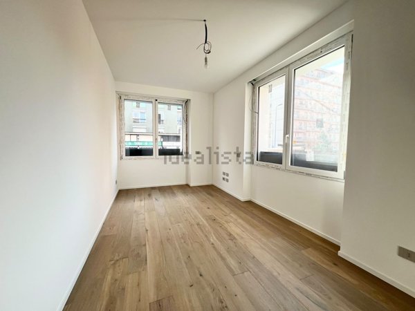 appartamento in vendita a Milano in zona Corsica