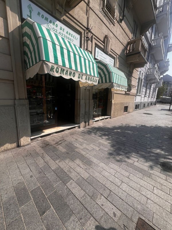 negozio in vendita a Milano in zona San Vittore