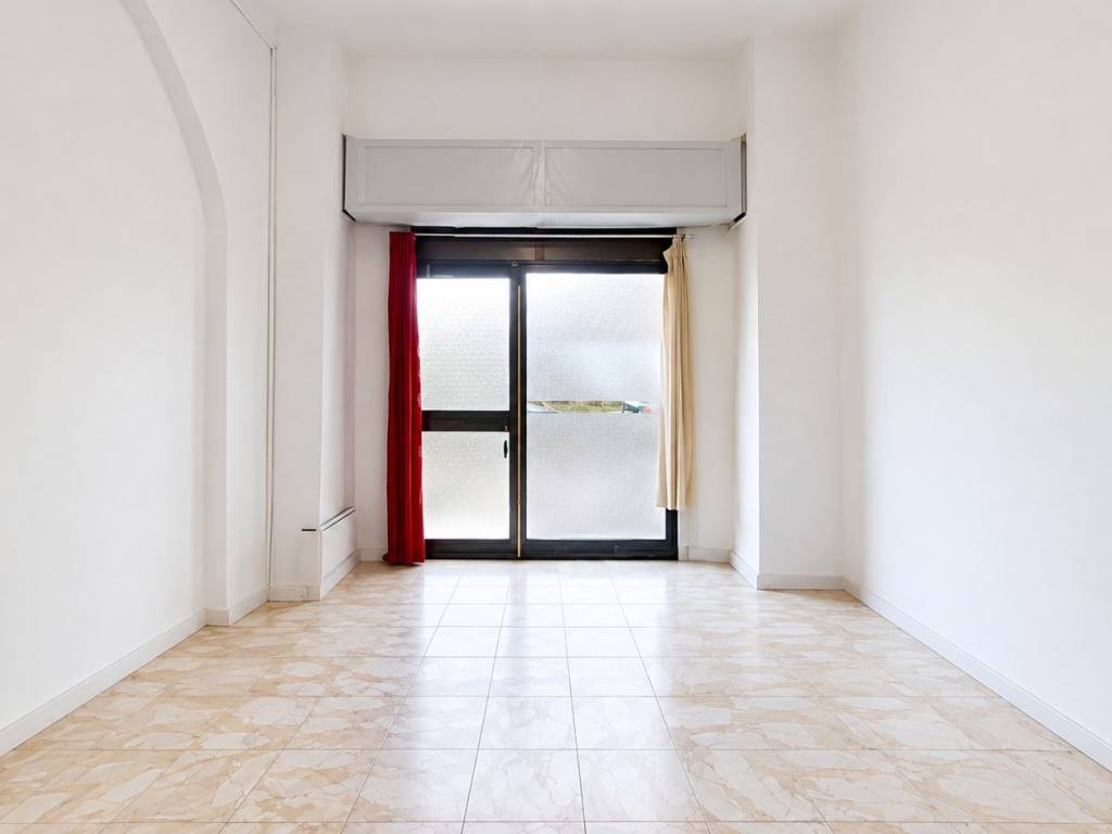 negozio in vendita a Milano in zona Porta Romana