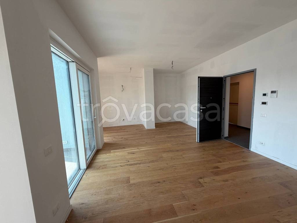 appartamento in vendita a Milano in zona Quarto Cagnino