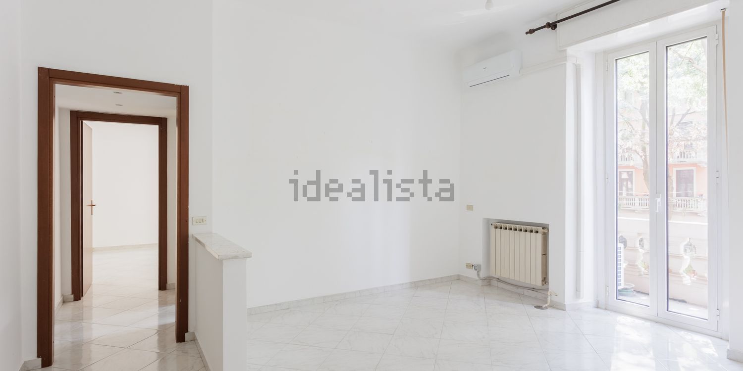 appartamento in vendita a Milano in zona Casoretto