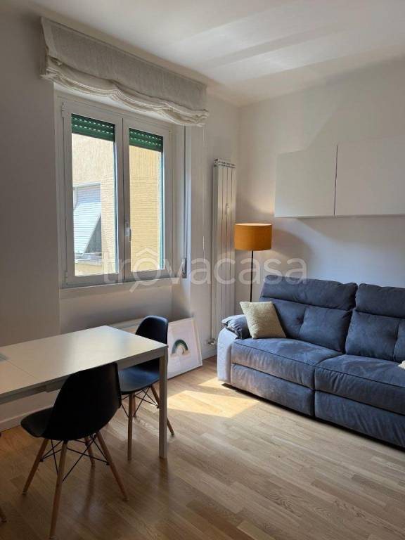 appartamento in vendita a Milano in zona Solari
