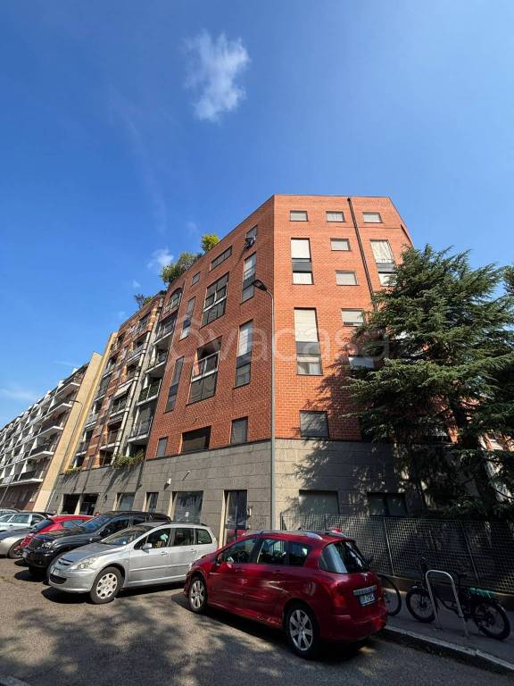 appartamento in vendita a Milano in zona Vialba