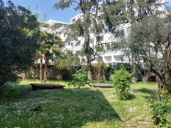 appartamento in vendita a Milano in zona Crescenzago