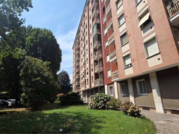 appartamento in vendita a Milano in zona QT8