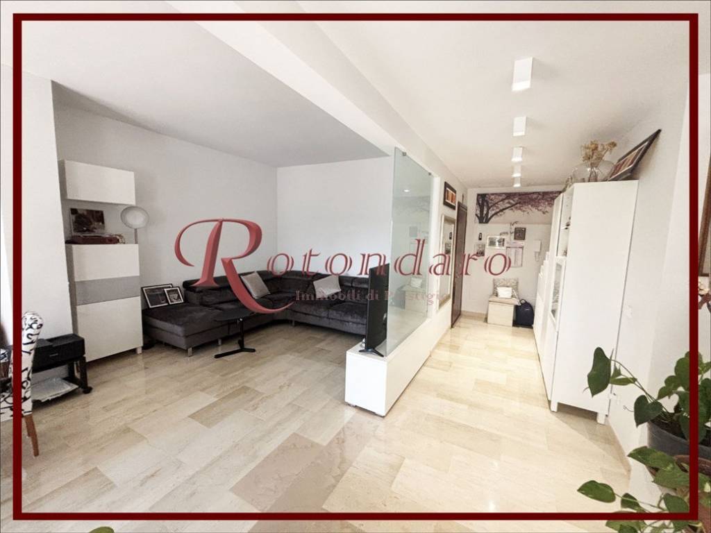 appartamento in vendita a Milano in zona Gratosoglio