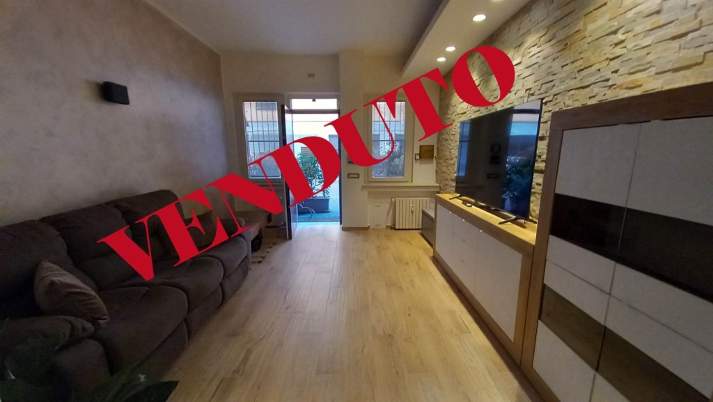 appartamento in vendita a Milano in zona Rogoredo