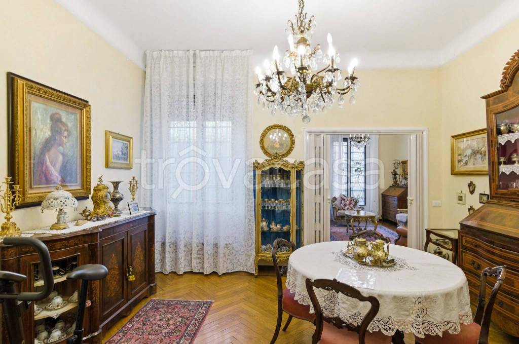 appartamento in vendita a Milano in zona Porta Romana
