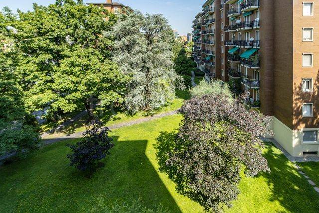 appartamento in vendita a Milano in zona San Siro
