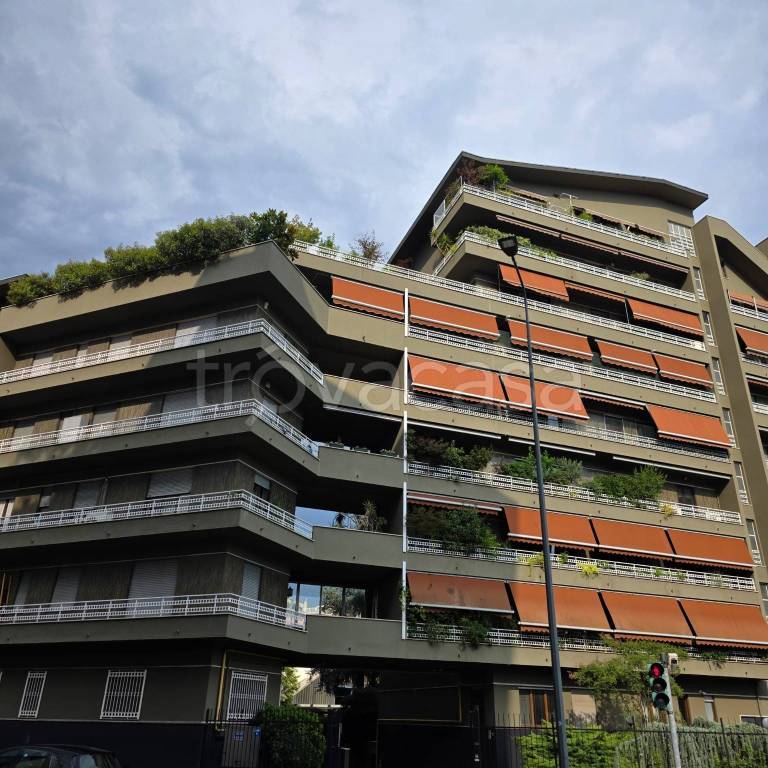 appartamento in vendita a Milano in zona Maggiolina