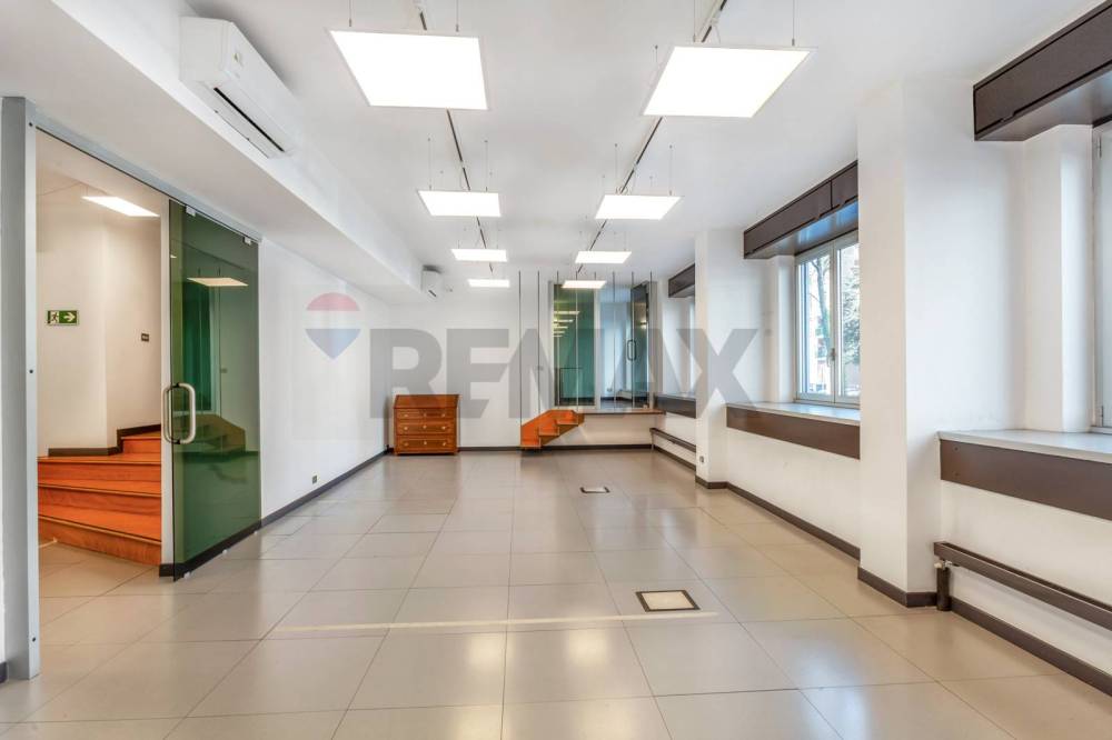 ufficio in vendita a Milano in zona Il Portello