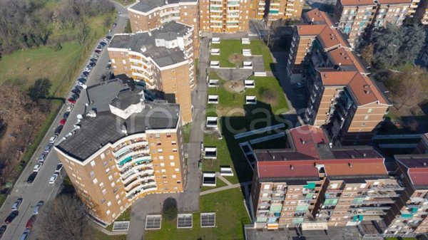 appartamento in vendita a Milano in zona Corvetto