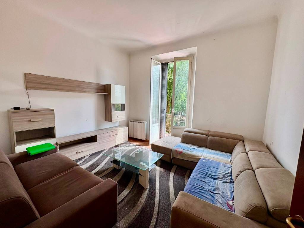appartamento in vendita a Milano in zona Restocco Maroni