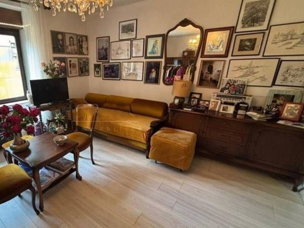 appartamento in vendita a Milano in zona Dergano