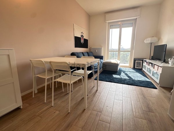 appartamento in vendita a Milano in zona Famagosta