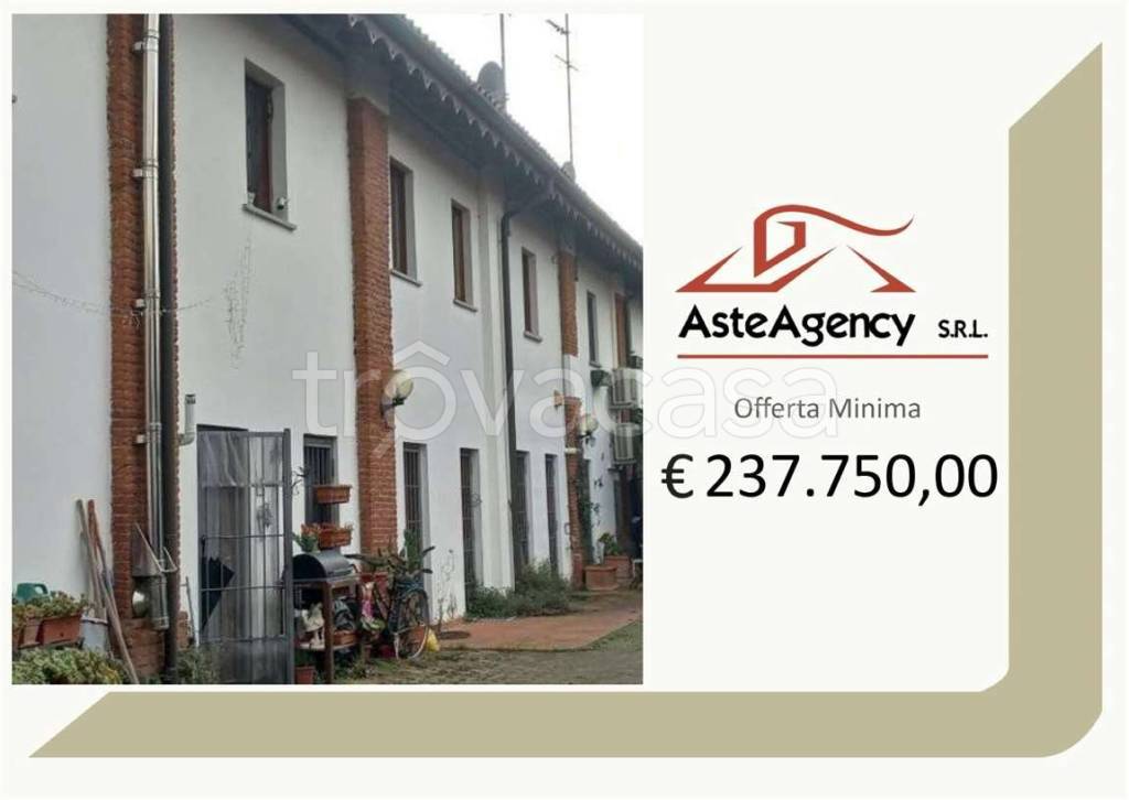 casa indipendente in vendita a Milano in zona Baggio