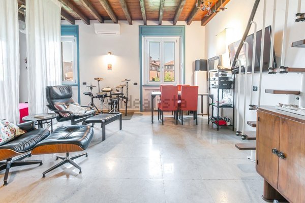 appartamento in vendita a Milano in zona Corvetto