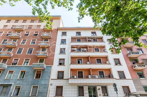 appartamento in vendita a Milano in zona Corvetto