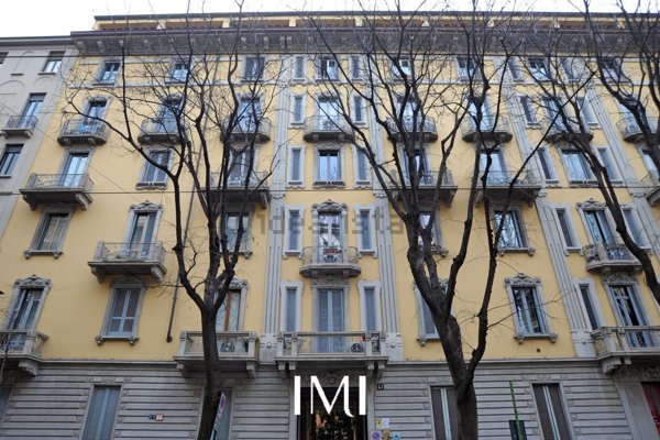 appartamento in vendita a Milano in zona Sempione