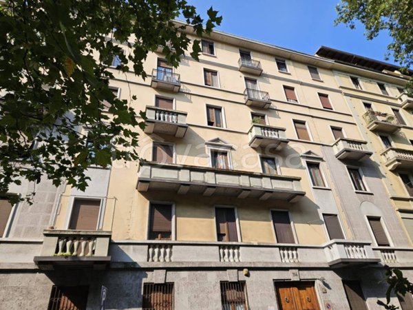 appartamento in vendita a Milano in zona Piazzale Lodi