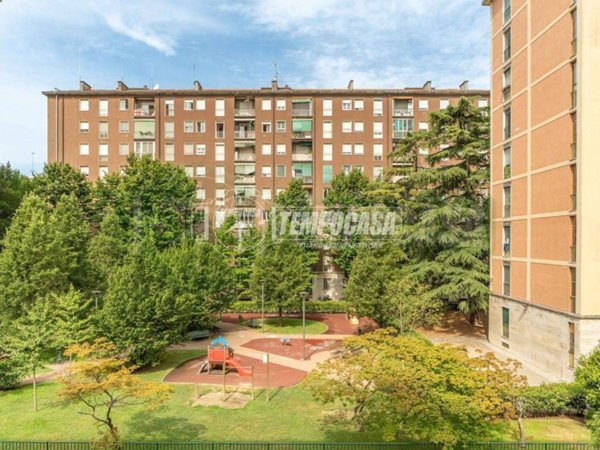 appartamento in vendita a Milano in zona Morivione