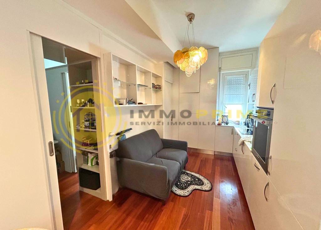 appartamento in vendita a Milano in zona Porta Garibaldi