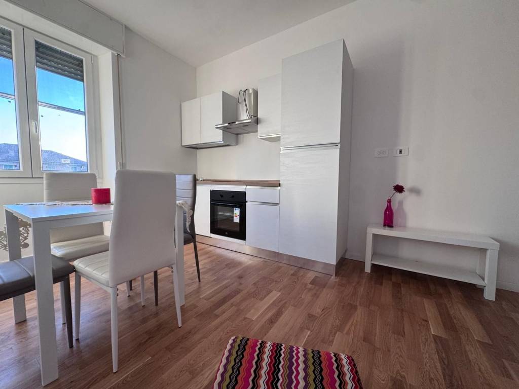 appartamento in vendita a Milano in zona Stadera