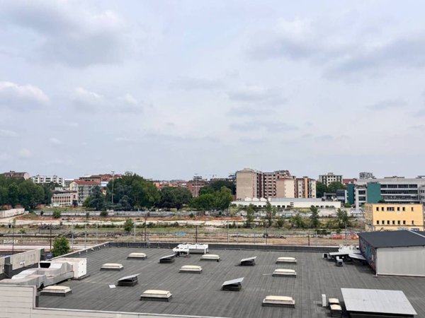 appartamento in vendita a Milano in zona Ghisolfa