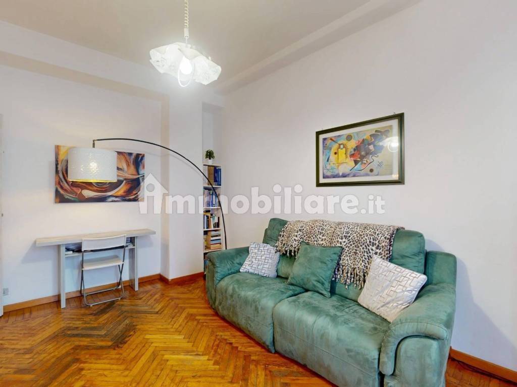 appartamento in vendita a Milano in zona Corvetto