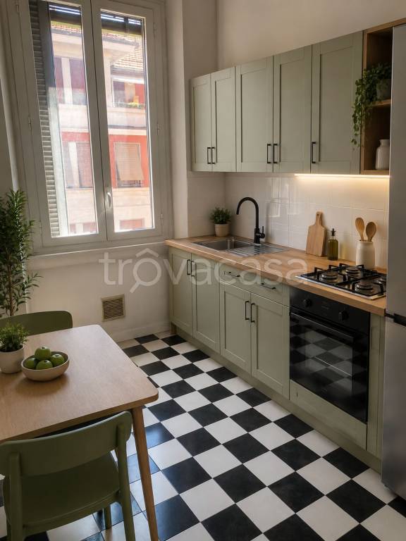 appartamento in vendita a Milano in zona Barona
