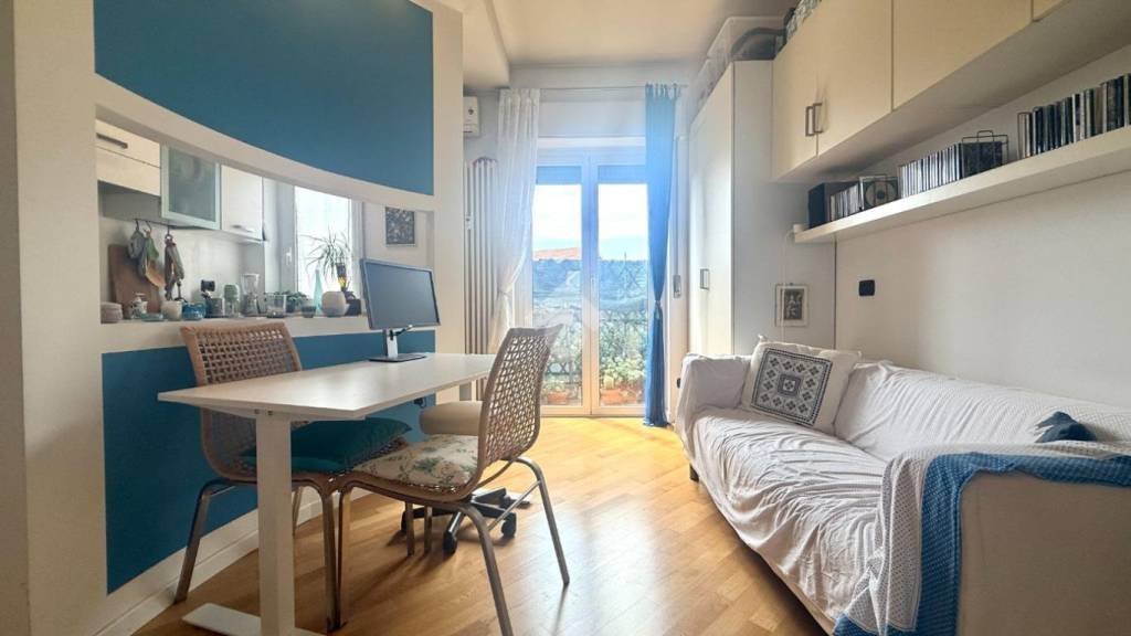 appartamento in vendita a Milano in zona Corvetto