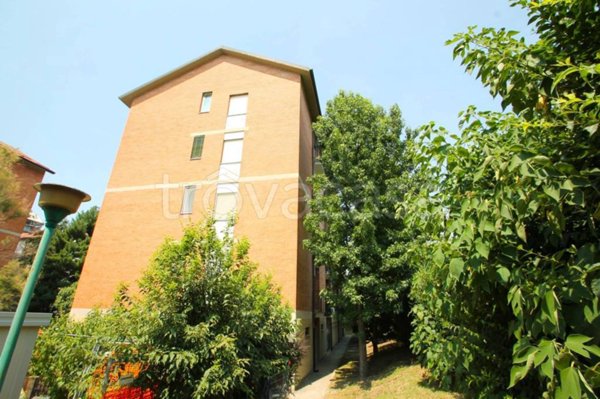 appartamento in vendita a Milano in zona Gallaratese