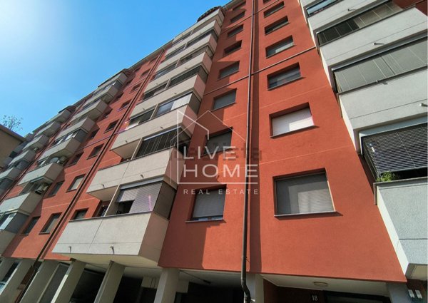 appartamento in vendita a Milano in zona Gallaratese