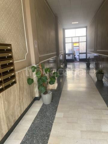 appartamento in vendita a Milano in zona Baggio