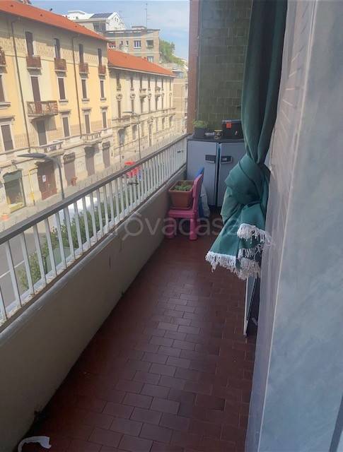 appartamento in vendita a Milano in zona Baggio