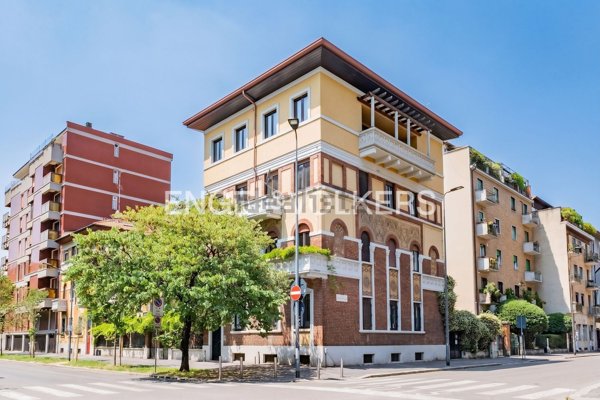 casa indipendente in vendita a Milano