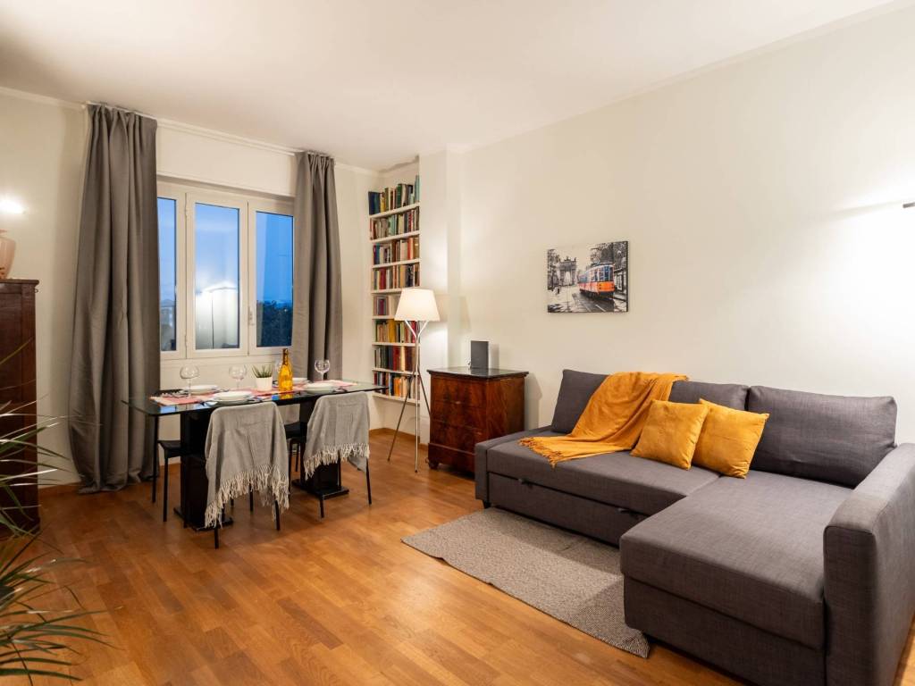 appartamento in vendita a Milano in zona Città Studi