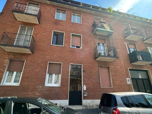 appartamento in vendita a Milano in zona Corvetto
