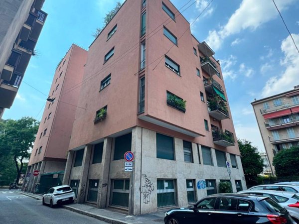 appartamento in vendita a Milano in zona Porta Nuova