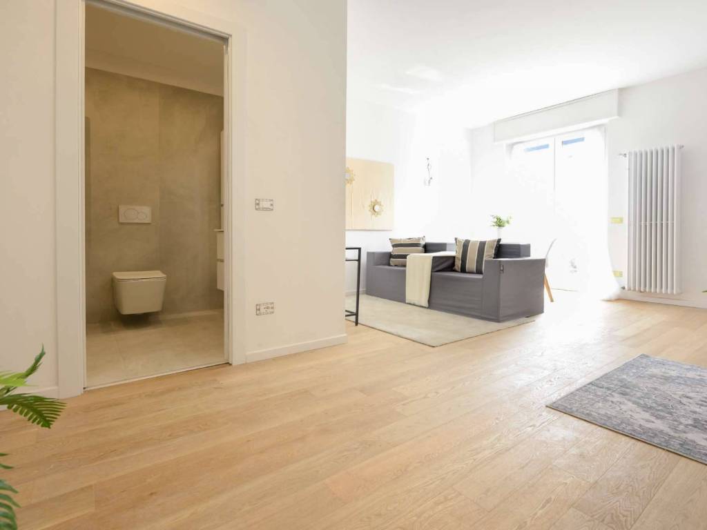appartamento in vendita a Milano in zona Barona