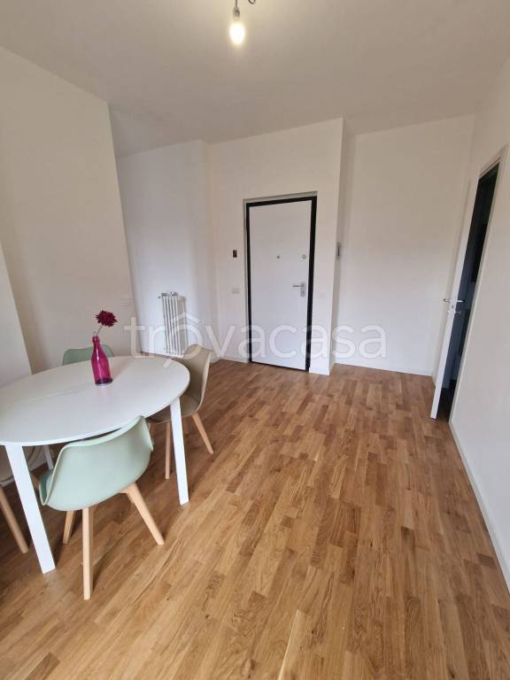 appartamento in vendita a Milano in zona Stadera
