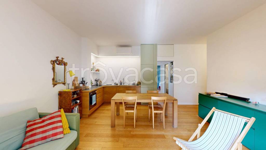 appartamento in vendita a Milano in zona Porta Vittoria