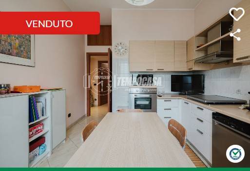 appartamento in vendita a Milano in zona Rottole
