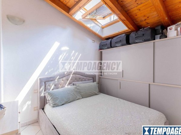 appartamento in vendita a Milano in zona Quarto Oggiaro