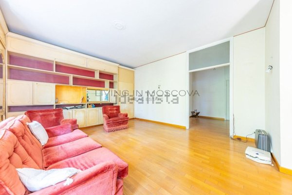 appartamento in vendita a Milano in zona QT8