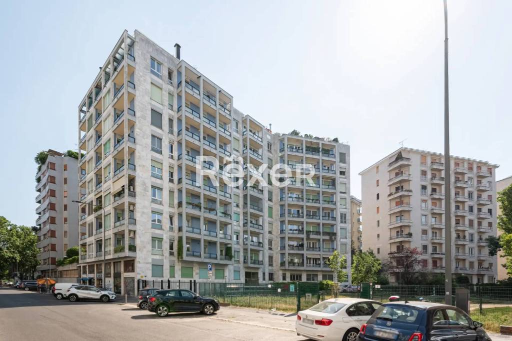 appartamento in vendita a Milano in zona Città Studi