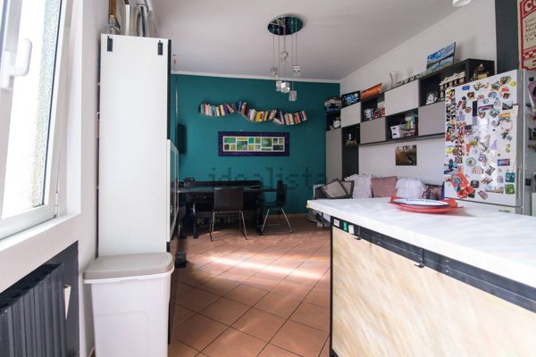 appartamento in vendita a Milano in zona Baggio